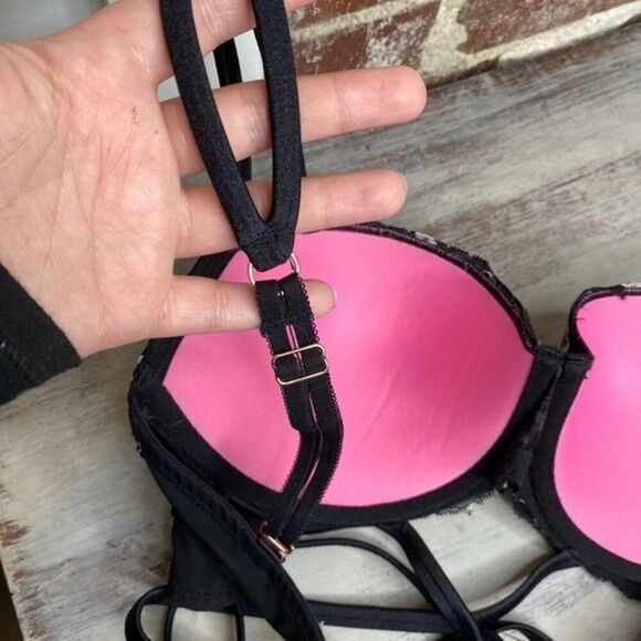 Pink Victoria’s Secret push up bra 32DDD - Picture 8 of 9